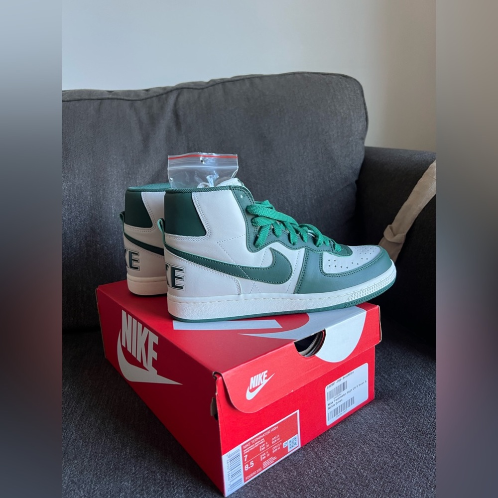 Nike Terminator